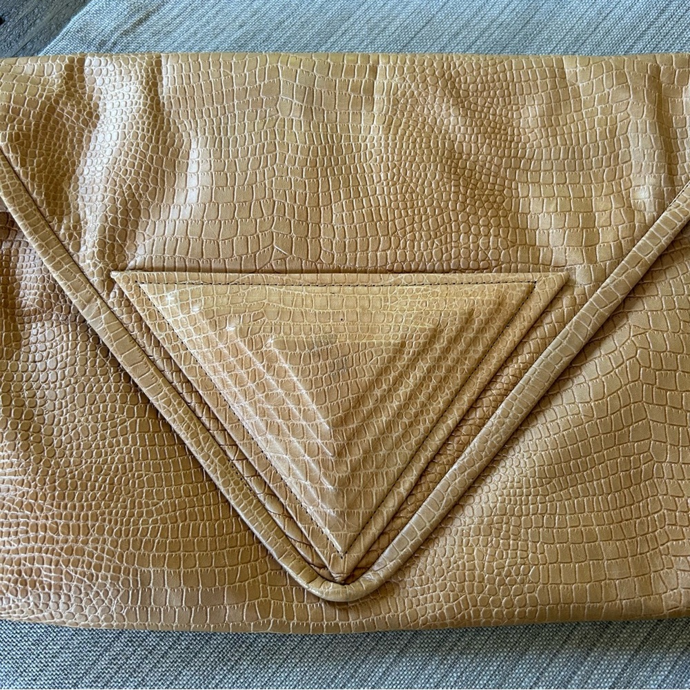 Lisandro Sarasola Vintage Leather Croc Embossed Foldover Clutch with Tassel - Picture 2 of 16